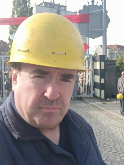 "Nasza rewolucja. Historia miłości Grażyny i Jacka Kuroniów"
